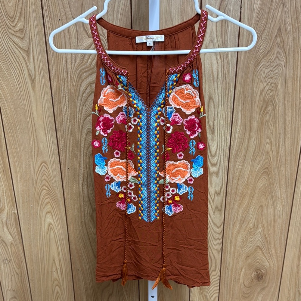 Andree by Unit Floral Embroidered Brown Sleeveless Top Small